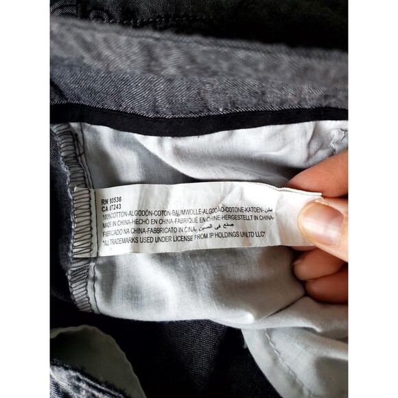 Ecko Unltd Mens Shorts Gray Black Paisley Pattern Size 32 Lightweight - Picture 9 of 9